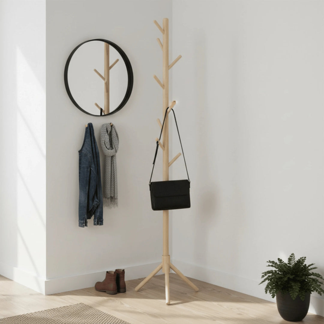 Porte-Manteau sur Pied en Bois mis en scène dans une entrée