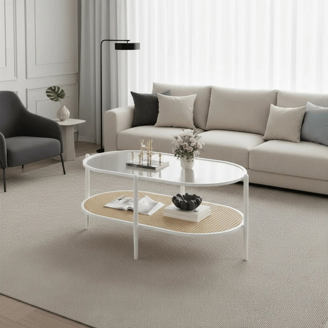 Table Basse Ovale Blanche mis en scène dans un salon
