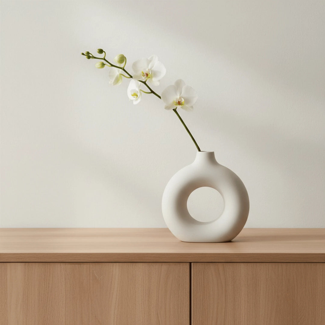 Vase Rond Imitation Céramique en situation sur une table ou une étagère
